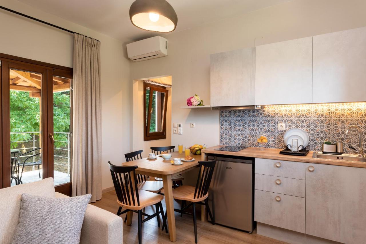 Άλυσσος Suites Tsagkarada Exterior foto